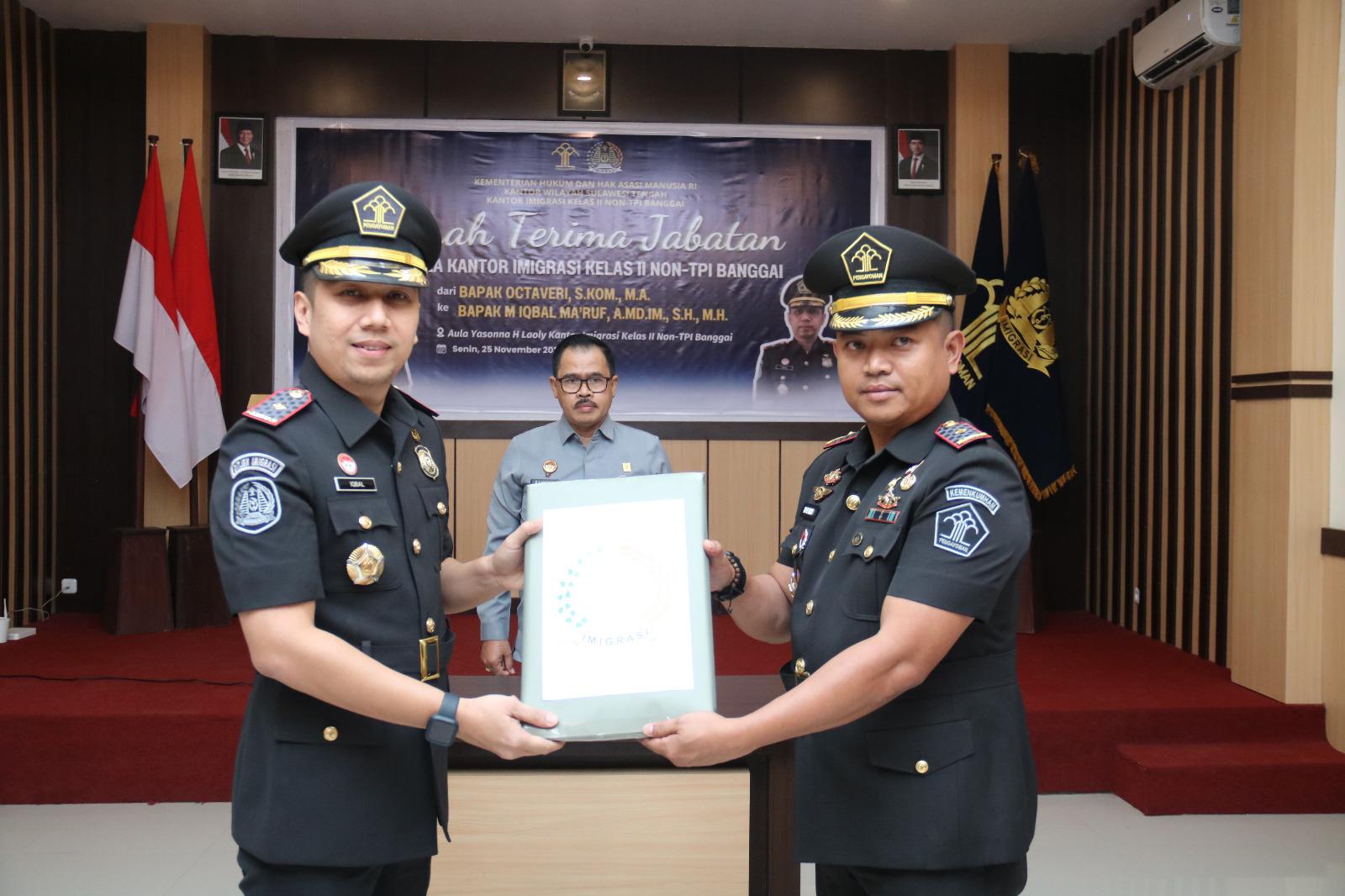 Serah Terima Jabatan Kepala Kantor Imigrasi Kelas II Non-TPI Banggai: Komitmen Lanjutkan Pelayanan dan Inovasi