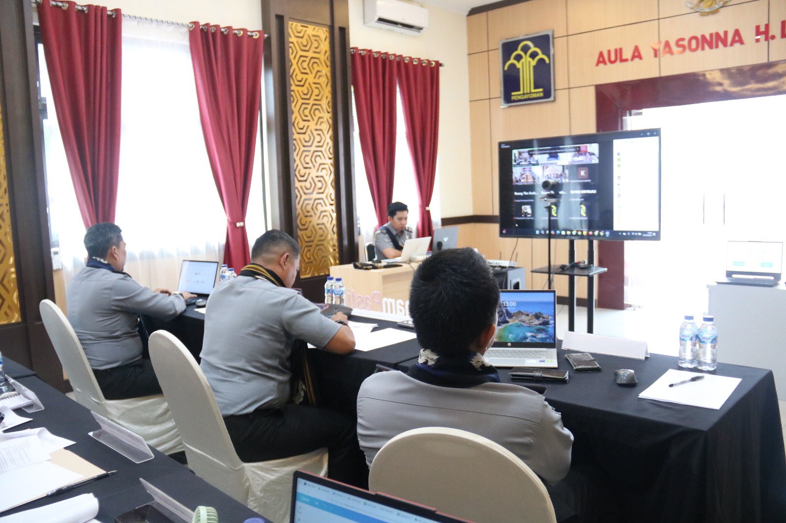 Komitmen KuatKantor Imigrasi Banggai dalam Evaluasi Virtual Zona Integritas Menuju WBK 2024